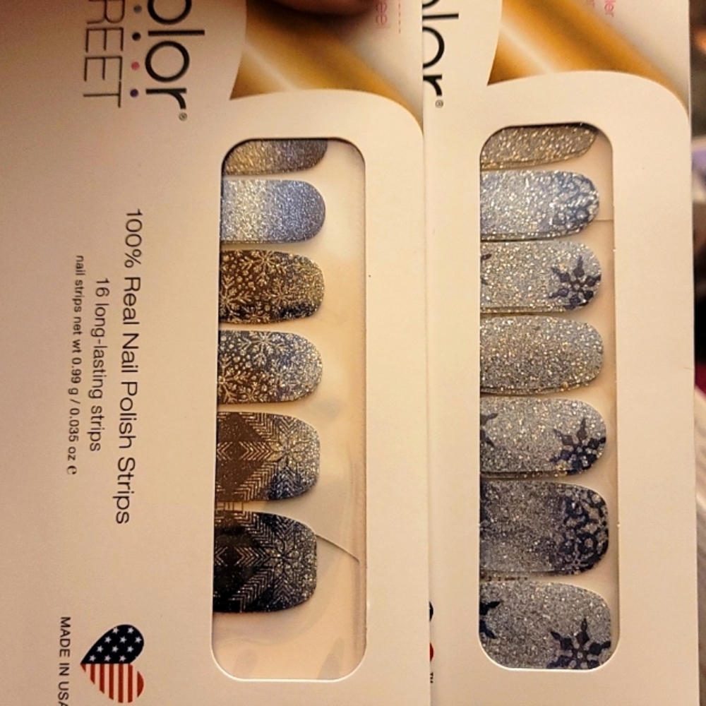 Lot of 2 Color street Snowflake glitter designs.  2 different styles